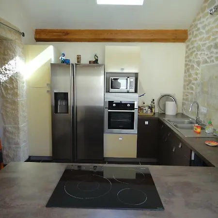 Le Clos Fleuri Appartement *